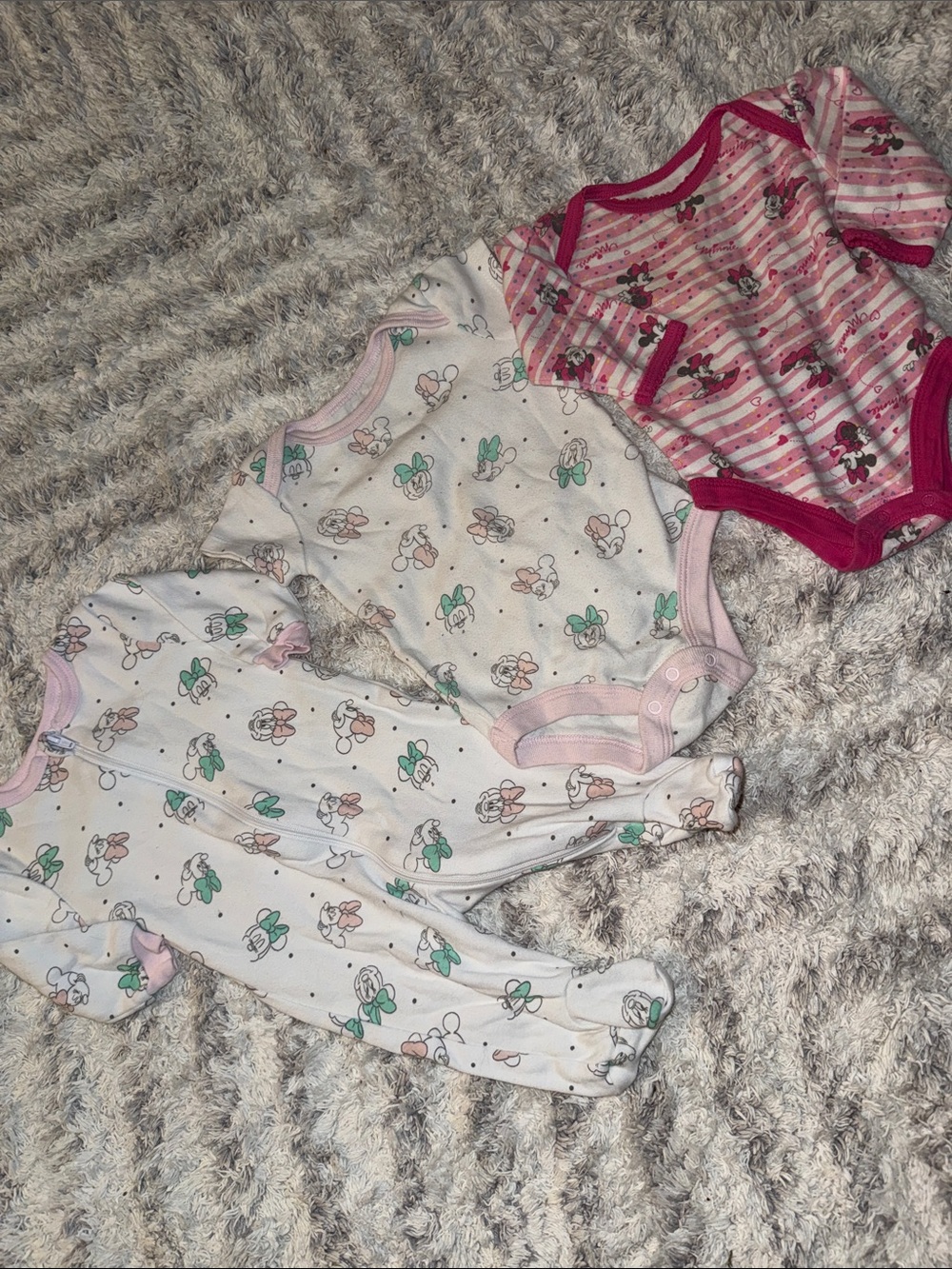 0-3M vintage Disney Minnie Mouse 3-Pc Baby Onesie & Footie Set in Pink White
